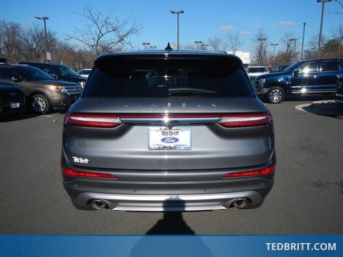 Certified 2025 Lincoln Corsair Reserve image 6