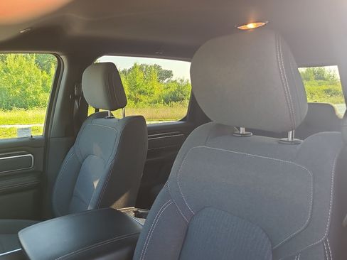 Used 2019 RAM 1500 Big Horn AWD/4WD image 16