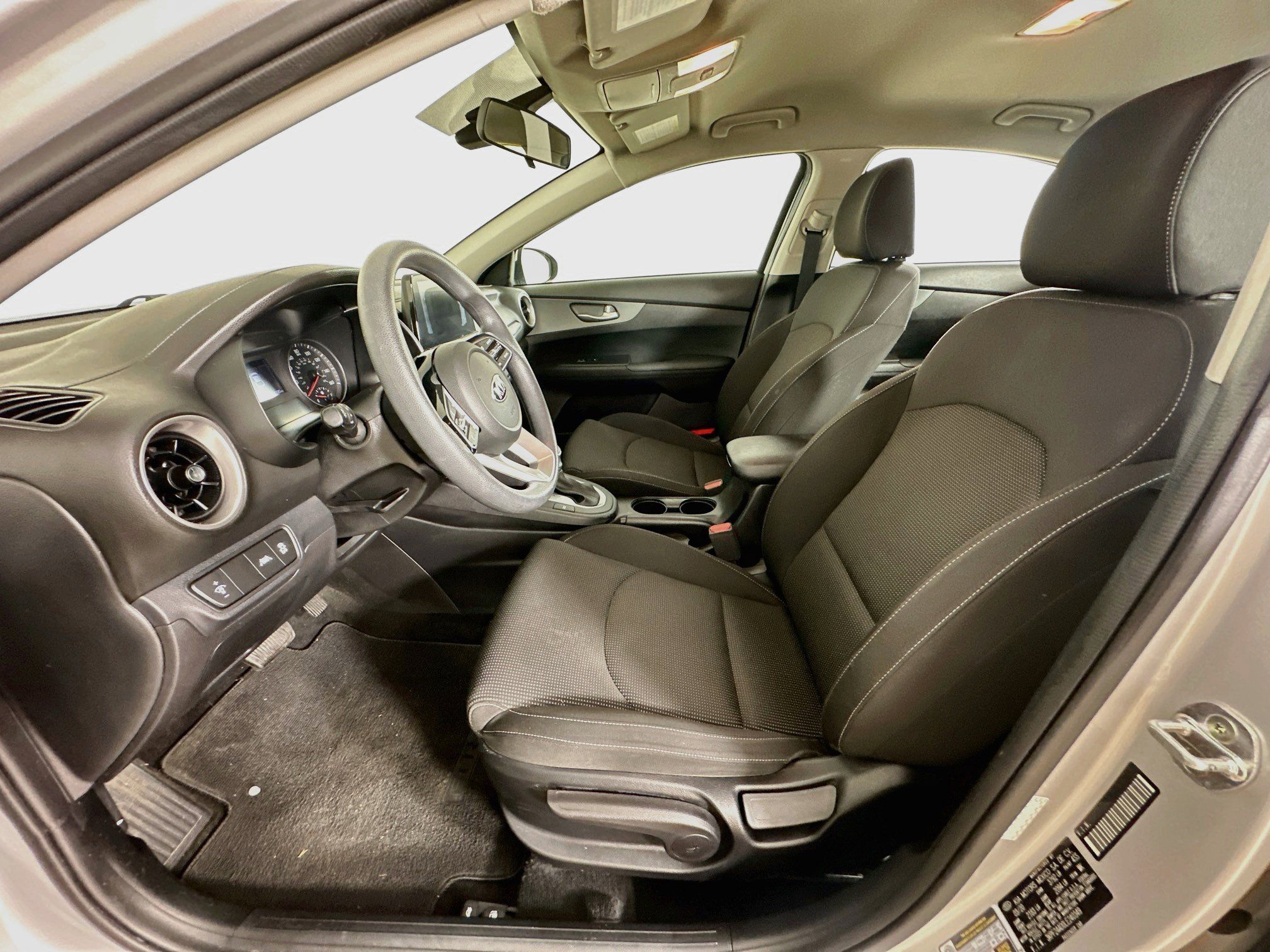 Used 2020 Kia Forte LXS FWD image 13