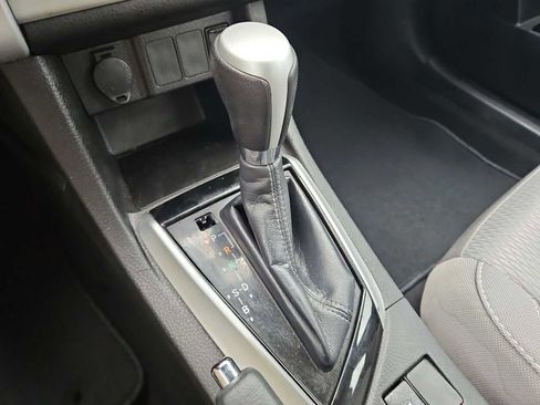 Used 2017 Toyota Corolla LE image 30