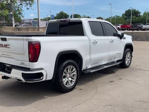 Used 2022 GMC Sierra 1500 Denali w/ Denali Carbonpro Edition AWD/4WD image 8