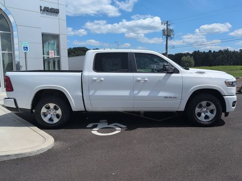 New 2026 RAM 1500 Big Horn AWD/4WD image 10