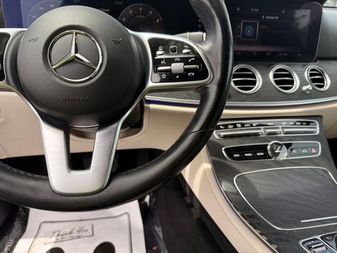 Used 2019 Mercedes-Benz E 300 image 17