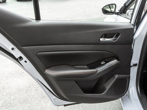 Used 2024 Nissan Altima 2.5 SR image 27