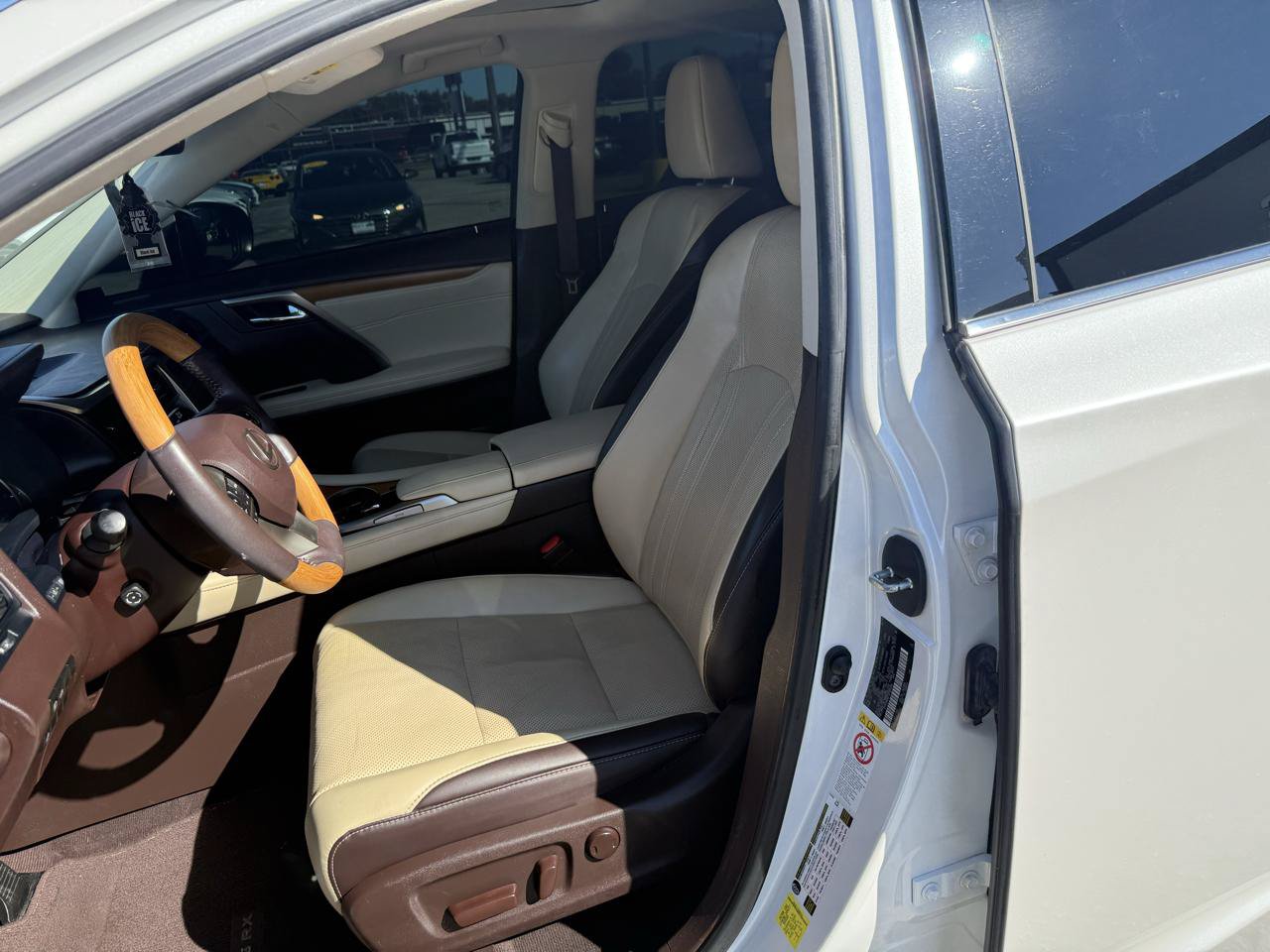 Used 2018 Lexus RX 350 FWD w/ Premium Package image 11