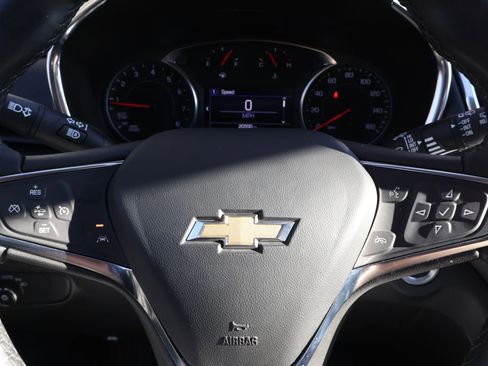 Used 2024 Chevrolet Equinox LT image 27