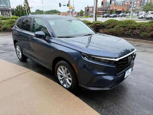 Used 2024 Honda CR-V EX-L image 3