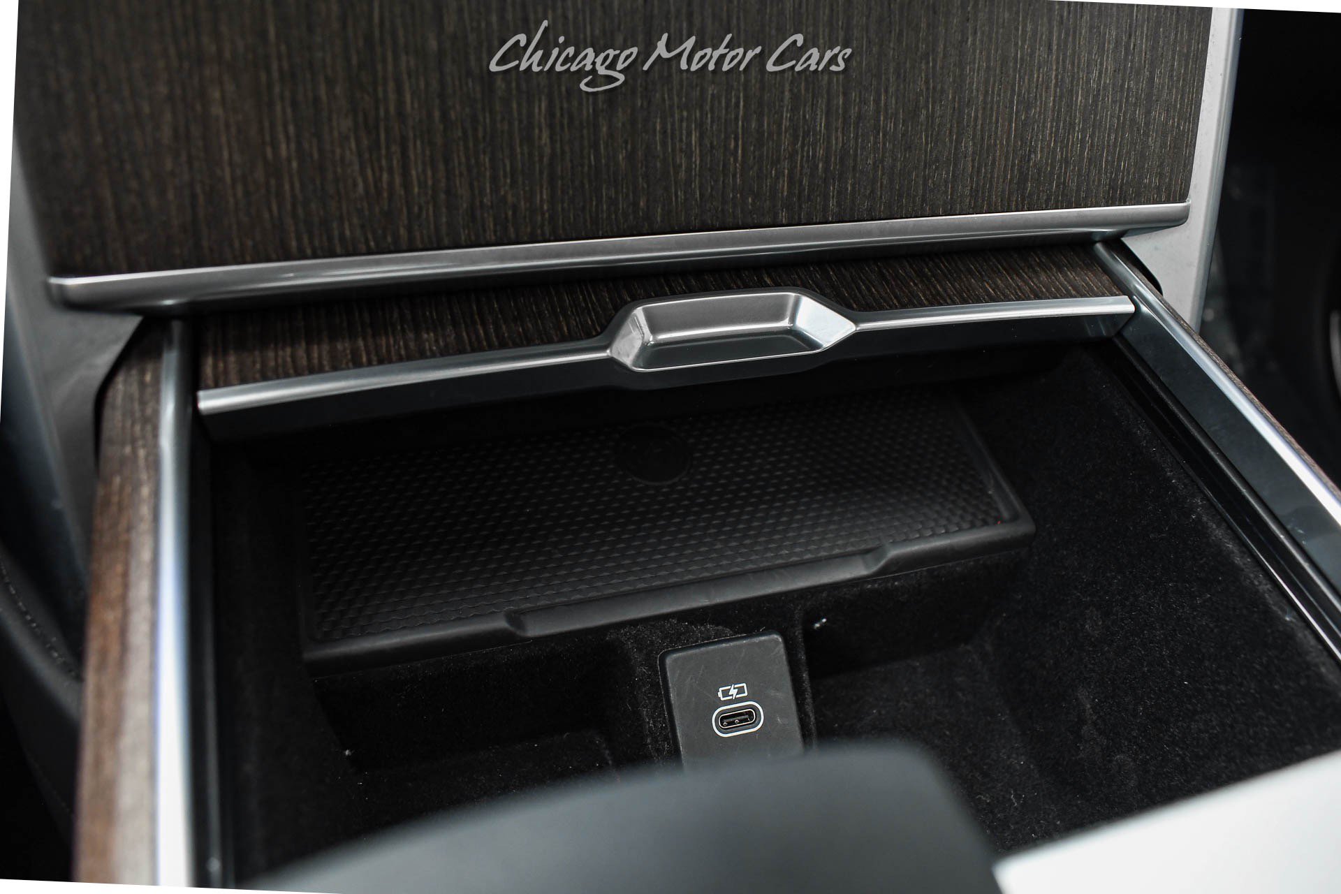 Used 2024 Land Rover Range Rover SE AWD/4WD image 16