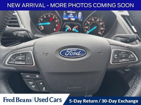 Used 2019 Ford Escape Titanium image 11