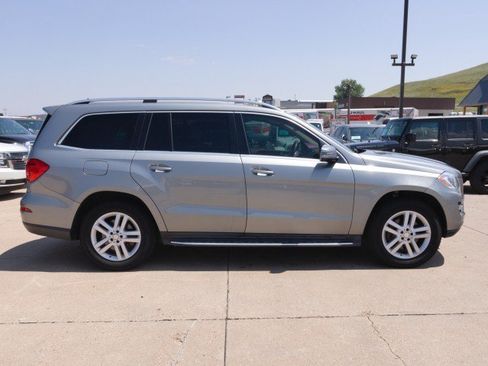 Used 2015 Mercedes-Benz GL 450 4MATIC image 5