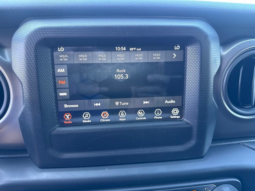 Certified 2023 Jeep Wrangler Unlimited AWD/4WD image 22