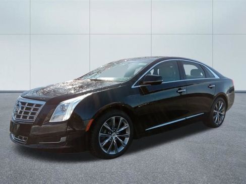Used 2014 Cadillac XTS w/ Rear Seat Comfort Package image 1