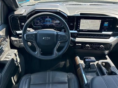 Certified 2024 Chevrolet Silverado 1500 High Country w/ Midnight Edition AWD/4WD image 15