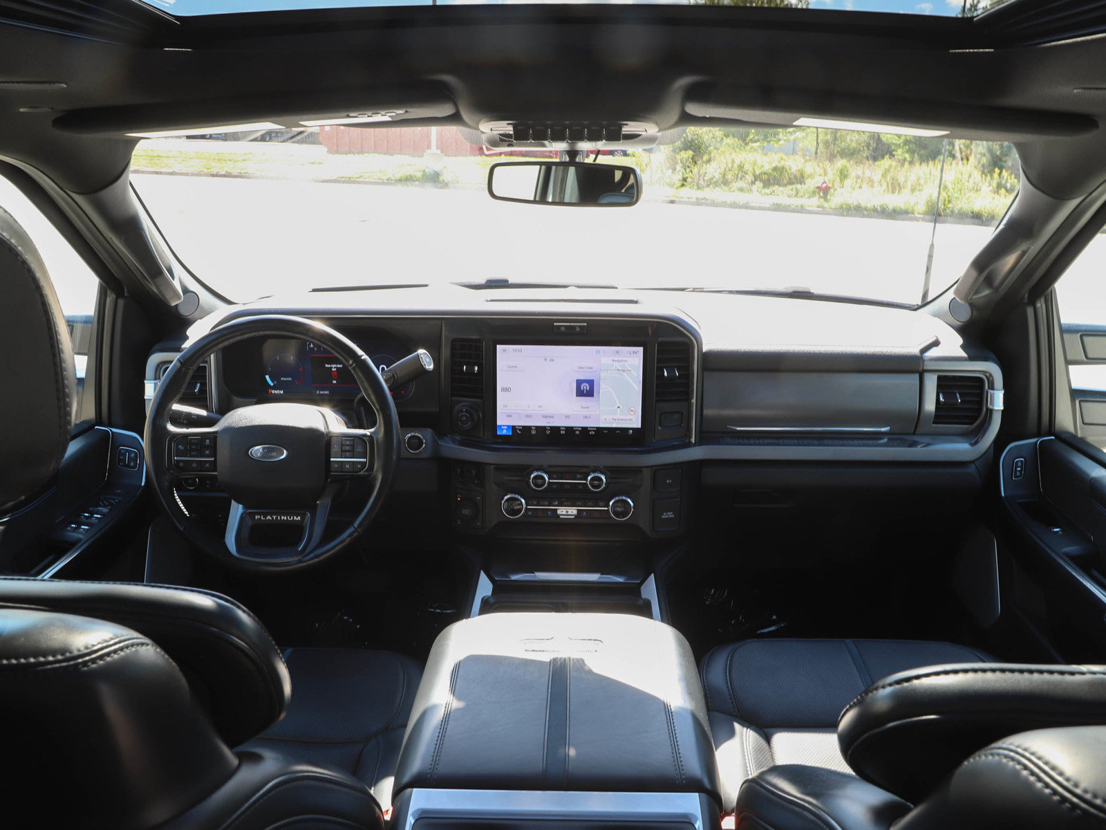 Used 2025 Ford F350 Platinum AWD/4WD image 12