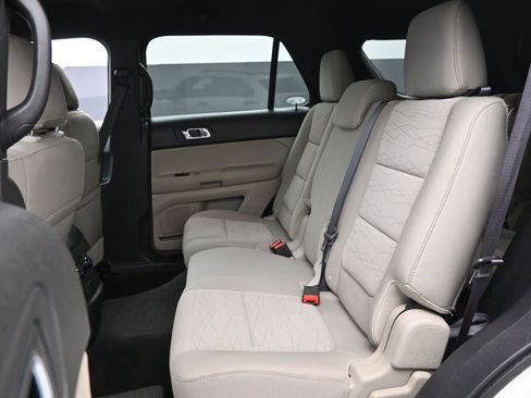 Used 2012 Ford Explorer FWD w/ Class III Trailer Tow Pkg image 14