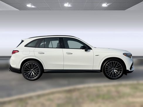 Used 2026 Mercedes-Benz GLB 250 4MATIC image 7