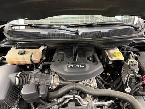 Used 2022 Jeep Grand Wagoneer Series III w/ Rear Seat Video Group 1 image 49