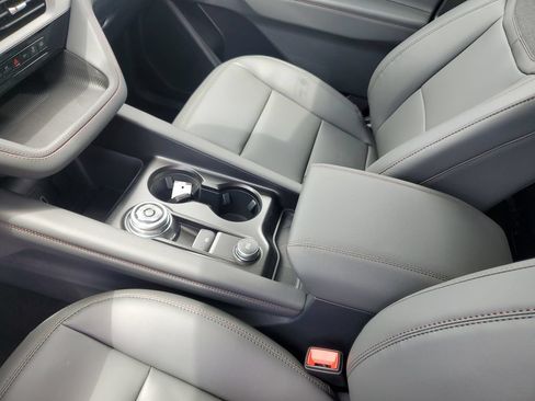 New 2026 Ford Explorer Active AWD/4WD image 26