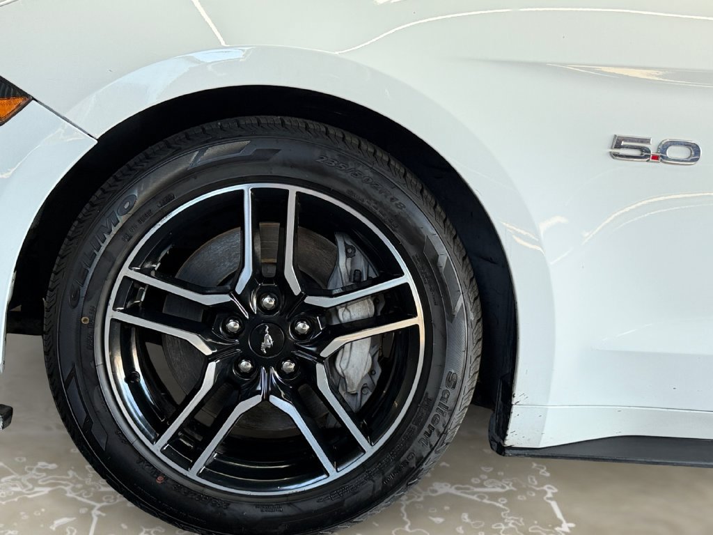 Used 2021 Ford Mustang GT RWD image 14