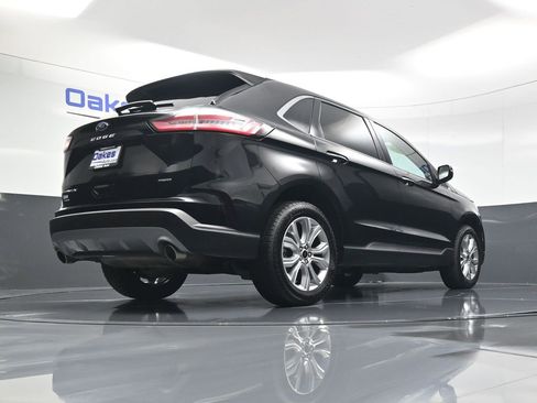 Used 2024 Ford Edge Titanium image 45