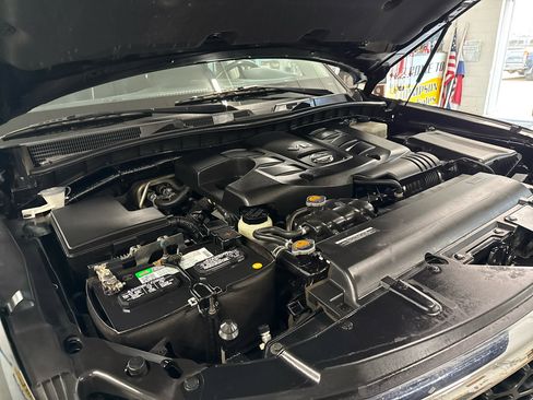 Used 2020 Nissan Armada SL image 73