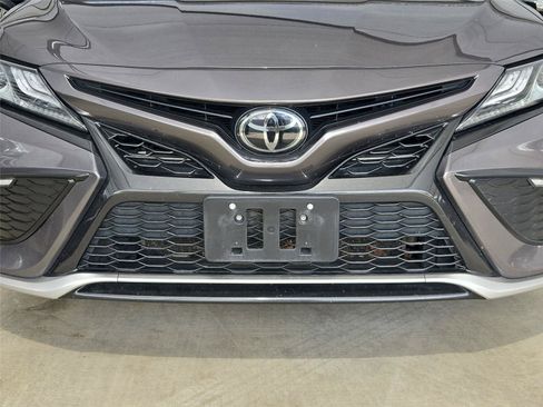 Used 2023 Toyota Camry XSE FWD image 6