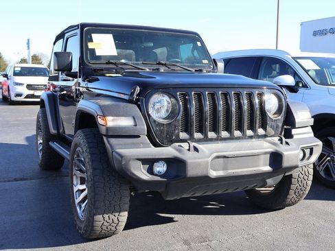 Used 2020 Jeep Wrangler Sport image 11