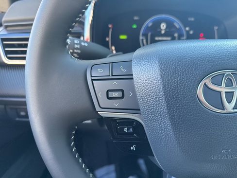 Used 2026 Toyota Camry SE image 16