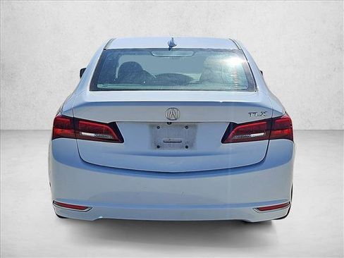 Used 2015 Acura TLX image 4