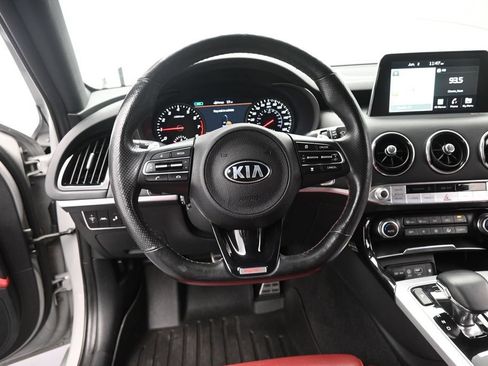 Used 2019 Kia Stinger GT2 AWD/4WD image 40