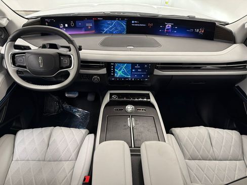 New 2026 Lincoln Navigator Black Label image 23