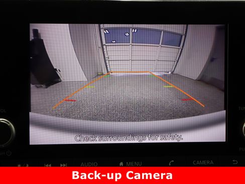 Used 2023 Nissan Pathfinder S image 20