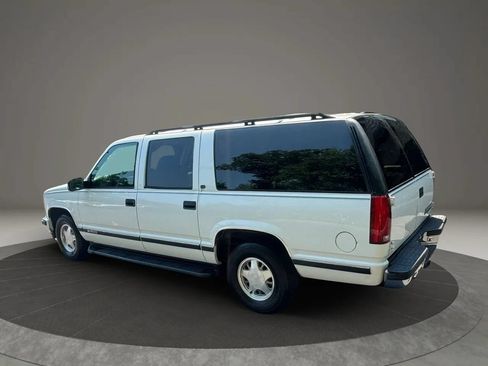 Used 1999 Chevrolet Suburban 2WD w/ Preferred Equipment Group 3 image 12
