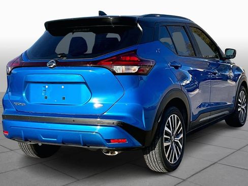 Used 2021 Nissan Kicks SR image 13