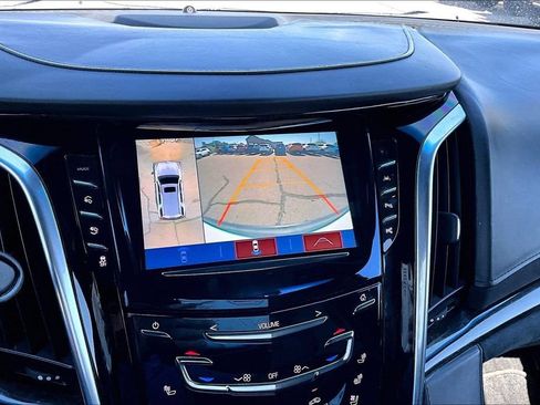 Certified 2019 Cadillac Escalade Platinum AWD/4WD image 14