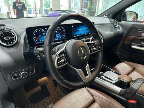 Used 2021 Mercedes-Benz GLA 250 4MATIC image 39
