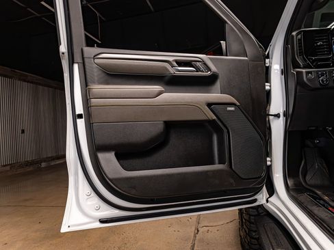 Used 2022 Chevrolet Silverado 1500 ZR2 w/ Technology Package image 30