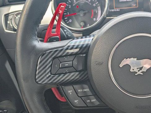 Used 2017 Ford Mustang Premium RWD image 22