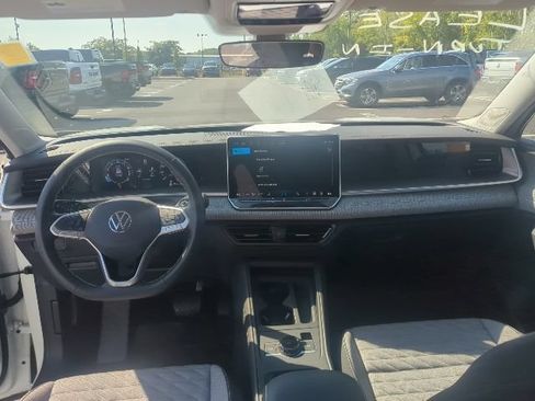 Used 2026 Volkswagen Tiguan S AWD/4WD image 13
