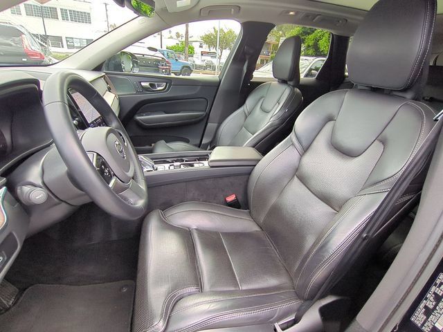 Certified 2023 Volvo XC60 B5 Ultimate w/ Protection Package Premier FWD image 13