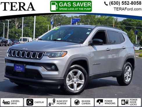 Used 2024 Jeep Compass Latitude AWD/4WD image 1