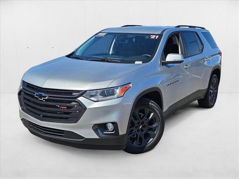 Used 2021 Chevrolet Traverse RS image 1