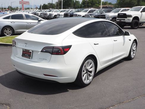 Used 2022 Tesla Model 3 Long Range AWD/4WD image 7