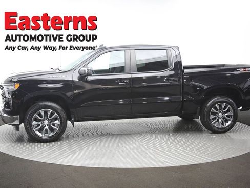 Used 2024 Chevrolet Silverado 1500 LT AWD/4WD image 60