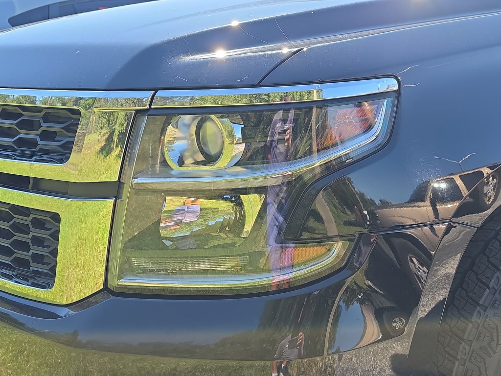 Used 2019 Chevrolet Tahoe LS w/ Enhanced Driver Alert Package RWD image 11
