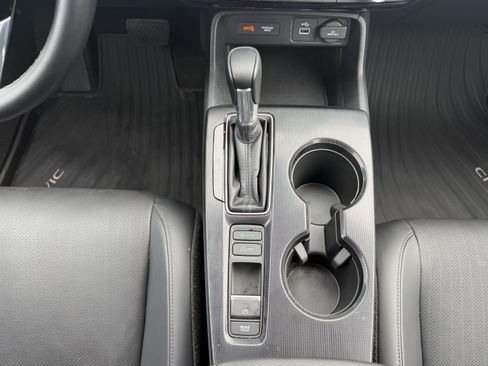 Used 2024 Honda Civic EX-L image 20