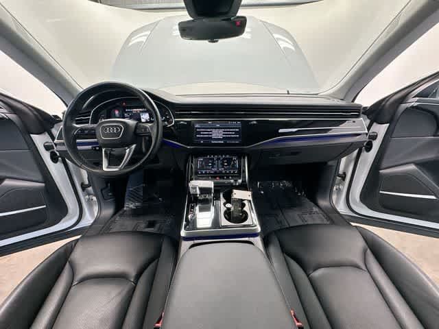 Used 2022 Audi Q8 Prestige AWD/4WD image 22