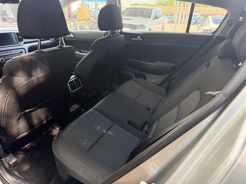 Used 2020 Kia Sportage LX AWD/4WD image 6