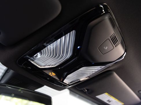Used 2026 BMW M2 CS RWD image 15