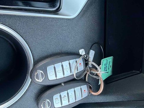 Used 2022 Nissan Altima 2.5 SV image 29